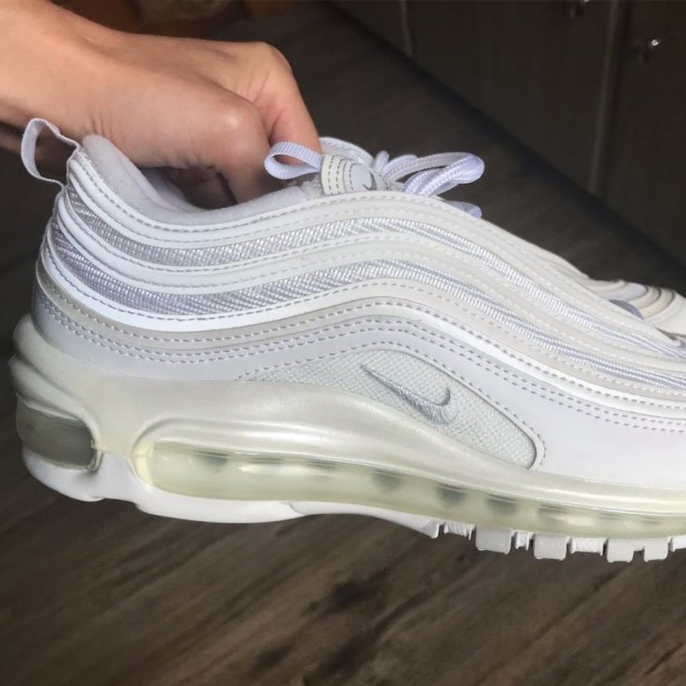 Women's Nike Air Max 97's (white, size 8)
